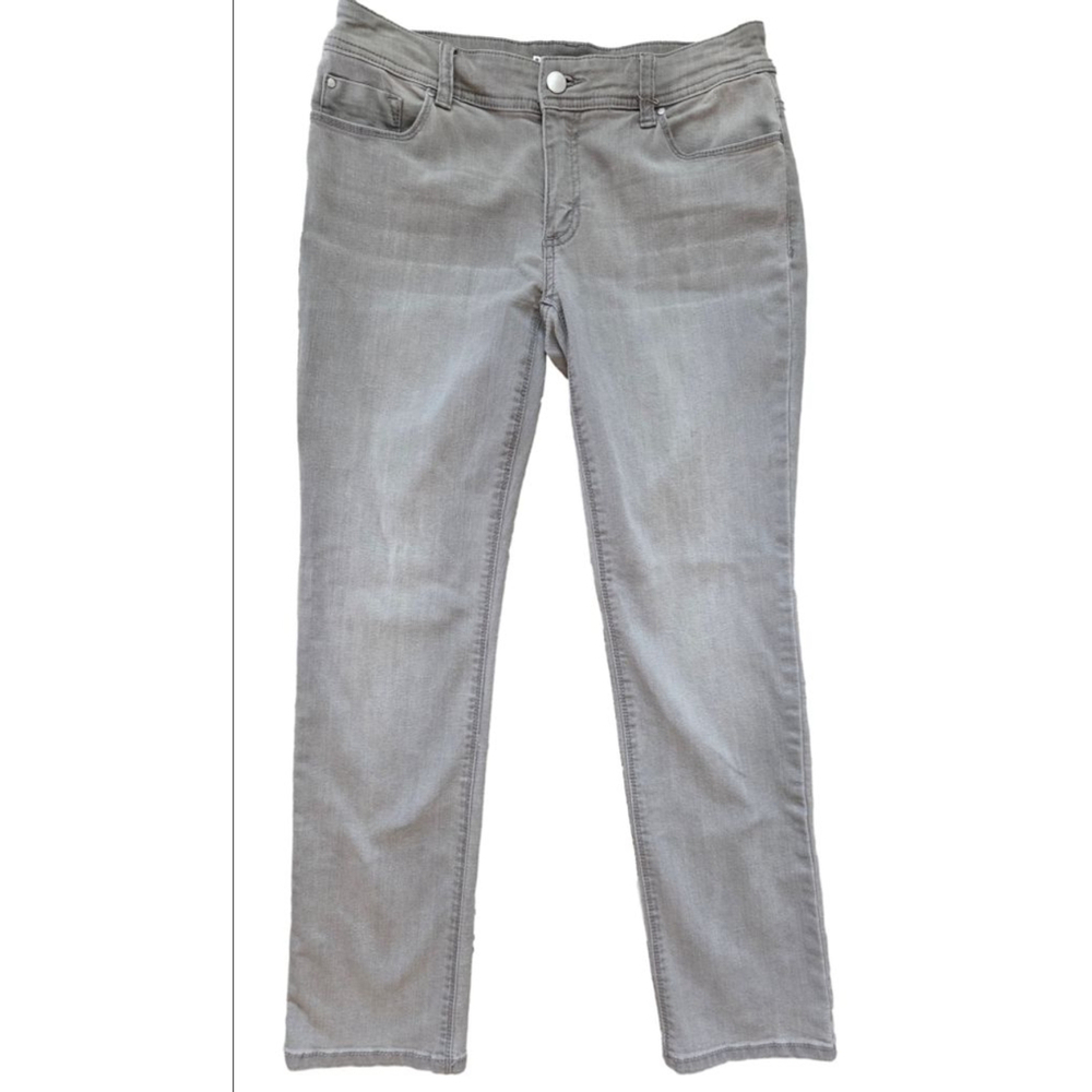 Women's Chico's Platinum Gray Straight Leg Jeans Size 0
